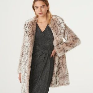 • Karl Lagerfeld Paris Snow Leopard Faux Fur Coat •